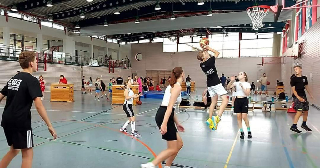 Streetballturnier in Ahorn ein voller Erfolg