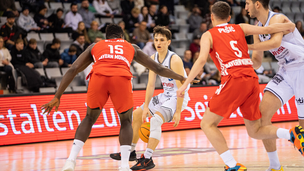 Erfolgreiche Heimpremiere für BBC-Coach Milos Petkovic