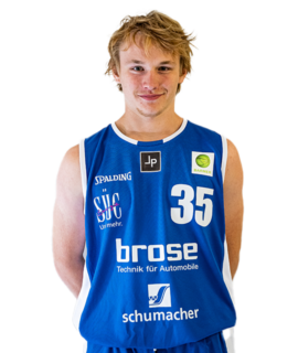 #35 Mika Kröner