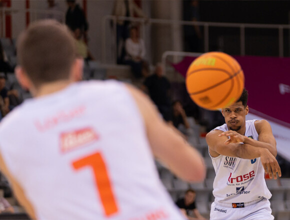 Playoffs, Baby! BBC empfängt routinierte Berliner