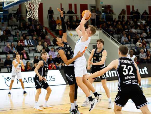 Mit Rückenwind ins letzte Auswärtsspiel des Jahres