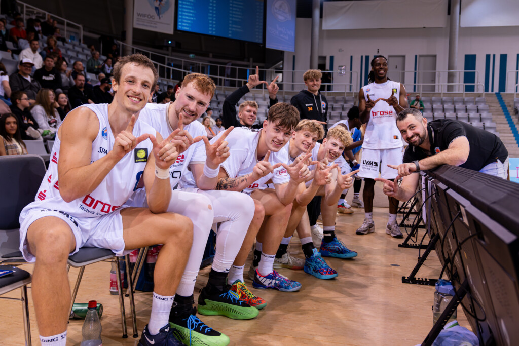 Traumstart perfekt! BBC schlägt auch Frankfurt