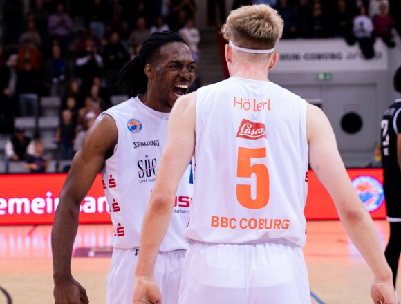 Mit Dunking-Dawson und Fasoyiro-Feuerwerk back on track!