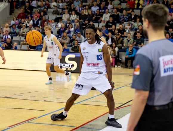 Macht der BBC auswärts den Deckel drauf?